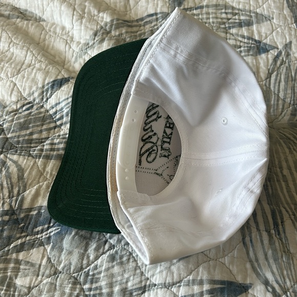 White and Green hat I like it dirty with Martini Design - Picture 2 of 2